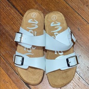 Girl’s Sandals